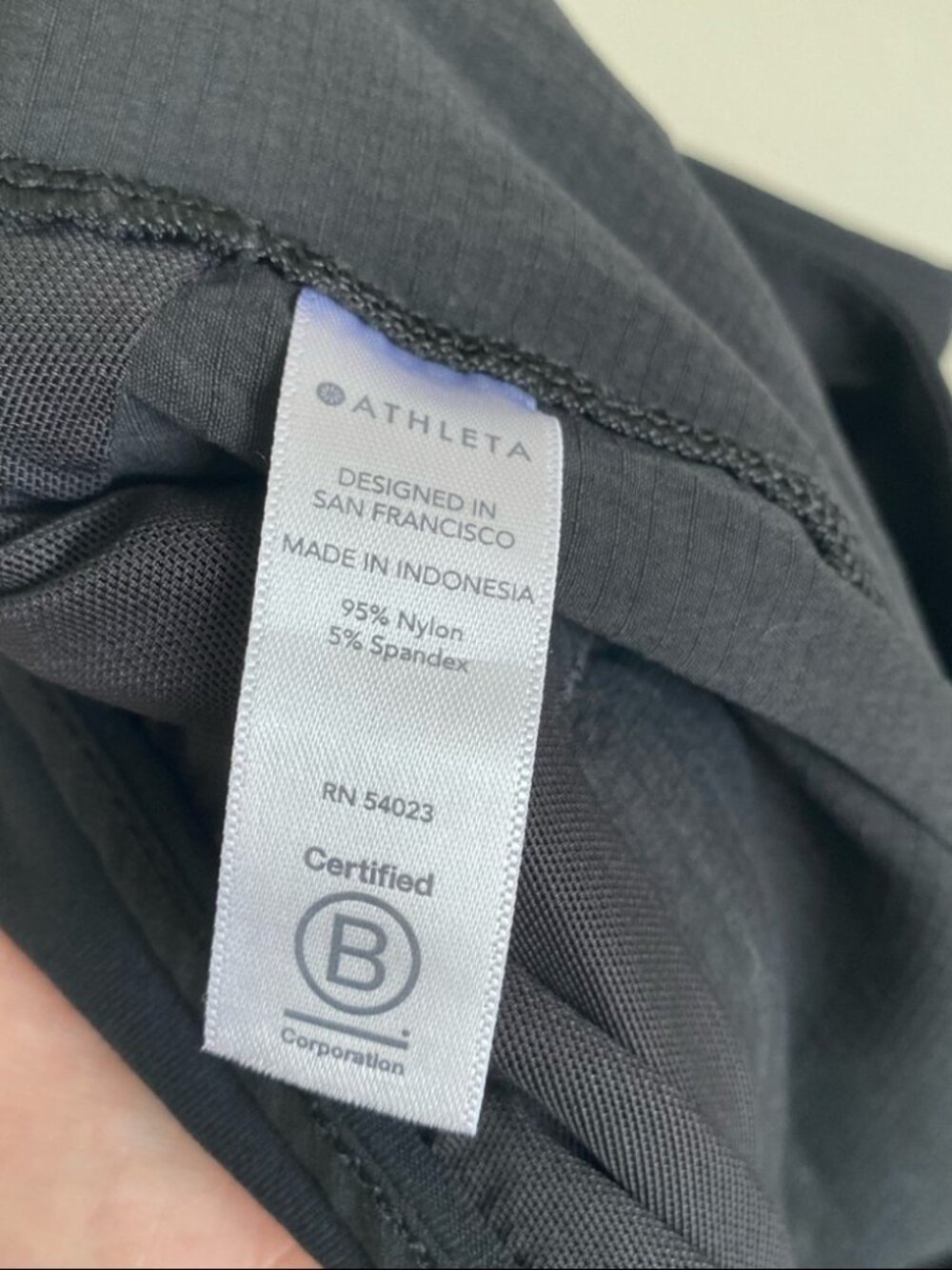 Athleta Black Trekkie Hike Athletic Pant, size 12 - Picture 3 of 9